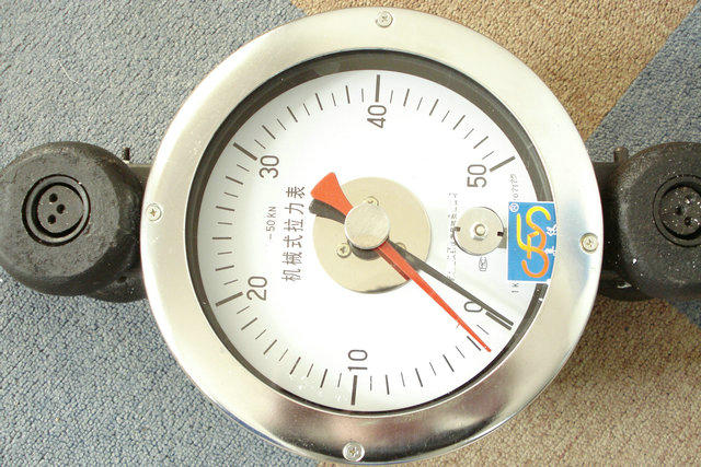 機(jī)械測(cè)力計(jì)